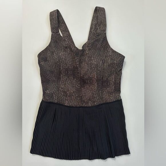 Lululemon Pleated Tank Top - Picture 1 of 6